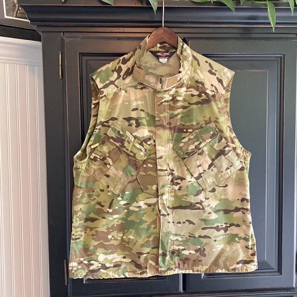 TACTICAL GEAR - Picture 13 of 14